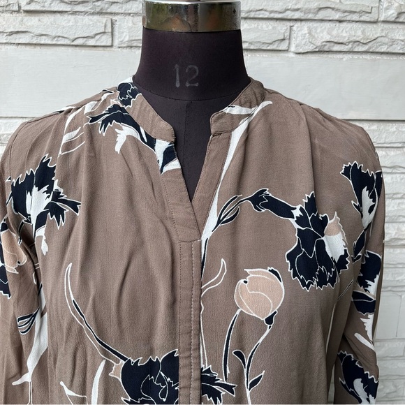 Brown Floral Top - Picture 4 of 5